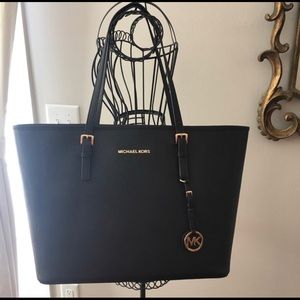 Large jet set Michael kors black tote